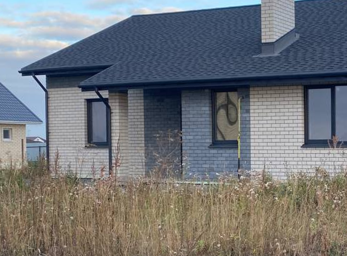 Монтаж поворотных окон в частный дом