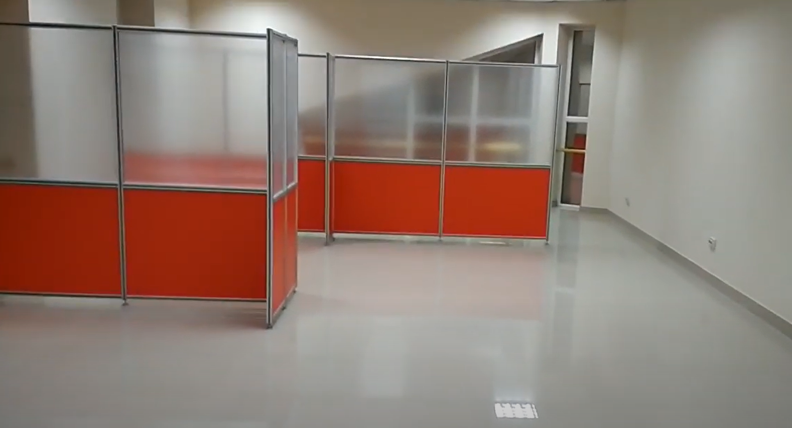Мобильные офисные перегородки двухцветные