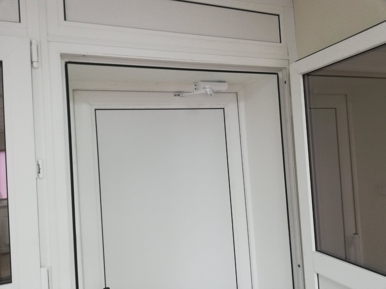 https://gurzuf.delaem-okna.ru/storage/app/uploads/public/63f/486/32e/63f48632e9c08666923037.jpg