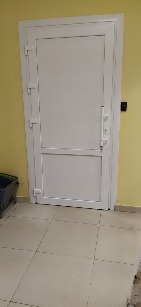 https://gurzuf.delaem-okna.ru/storage/app/uploads/public/63f/5a8/7b6/63f5a87b64a4b714558517.jpg